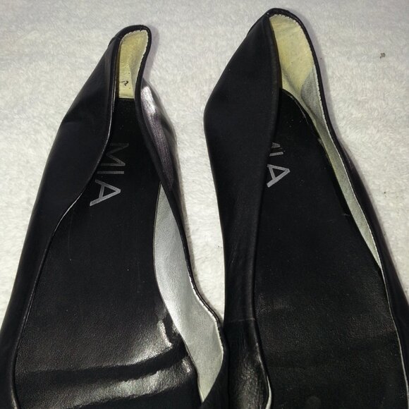 MIA Vintage Matte Black Pointy Toe Ballet Flats Worn - Picture 5 of 7